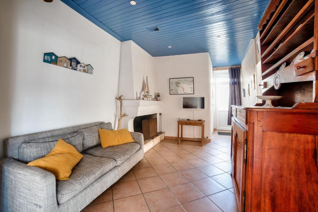 Jolie Maison Avec Cour Pour 5 Personnes Noirmoutier-en-l'Île Extérieur photo