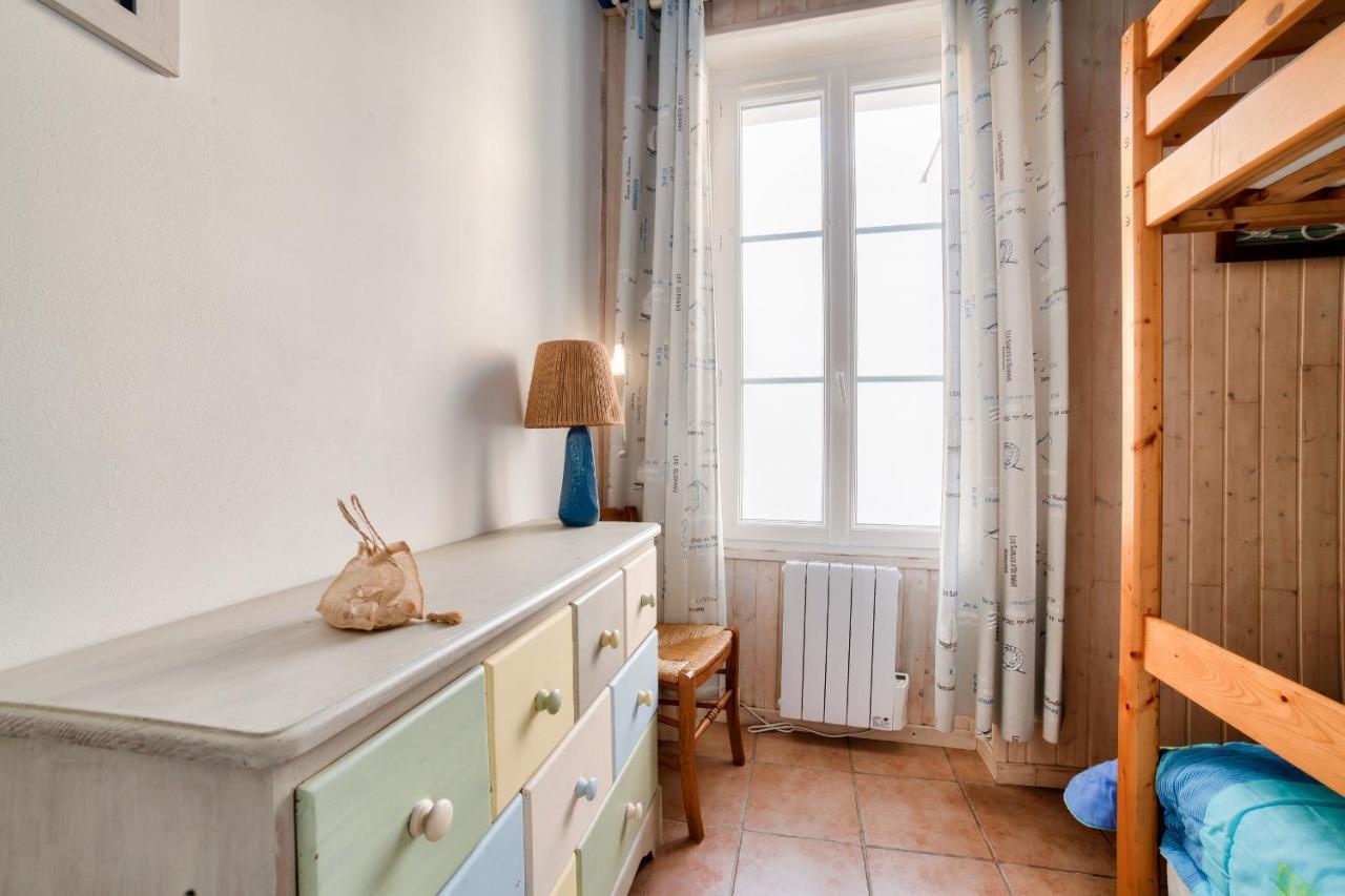 Jolie Maison Avec Cour Pour 5 Personnes Noirmoutier-en-l'Île Extérieur photo
